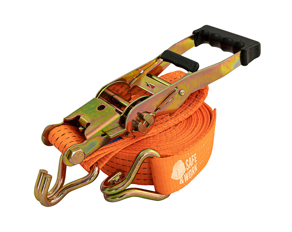 Lashing strap with Ergo ratchet and claw hook